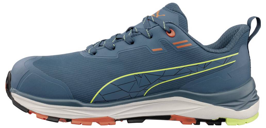 Blauer athletischer Trailrunningschuh mit orangefarbenen Akzenten, Seitenansicht auf weißem Hintergrund.