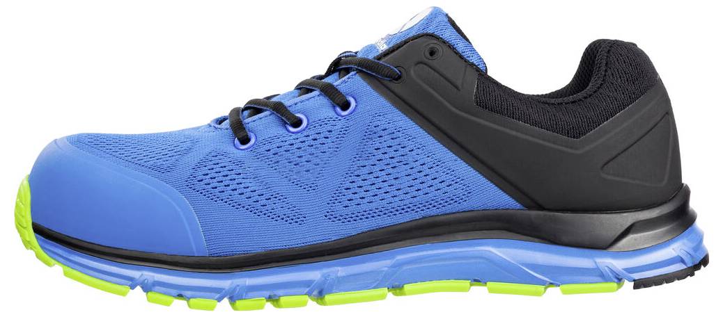 Blauer und schwarzer athletischer Laufschuh mit leuchtend grüner Sohle, in Seitenansicht auf weißem Hintergrund dargestellt.