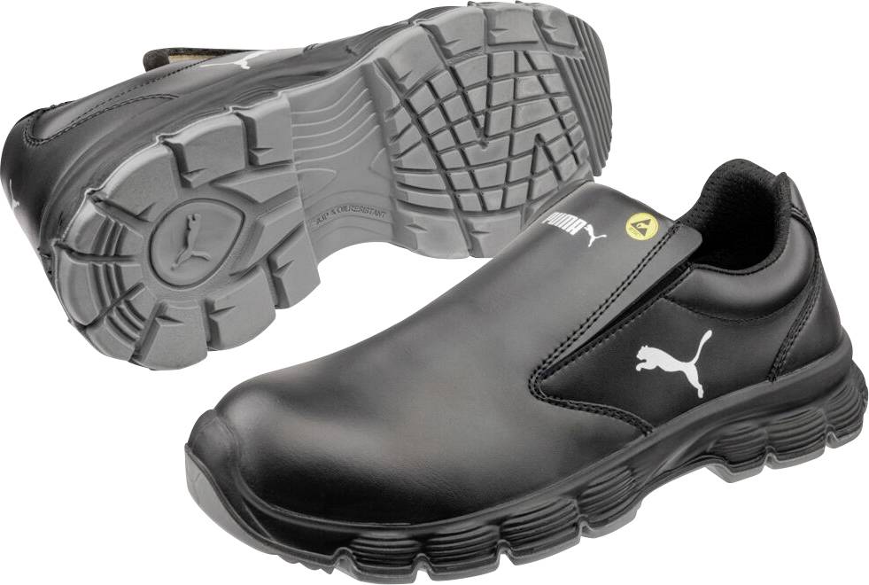 Black Puma slip-on Arbeitsschuhe, von oben und von der Sohle gezeigt, mit dicken profilierten Laufsohlen und einem schützenden Zehendesign.