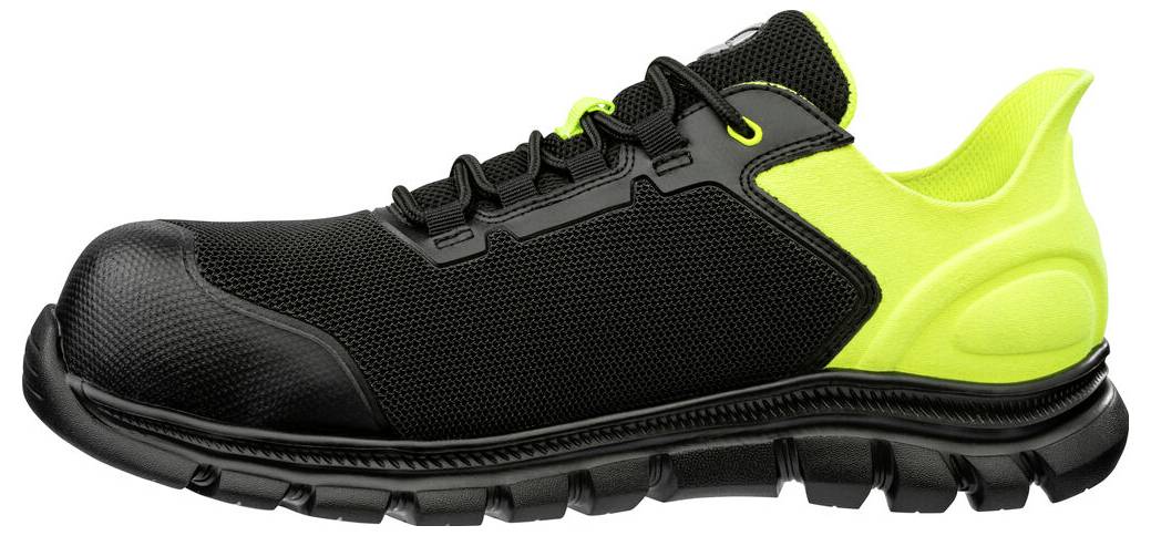 Schwarzer sportlicher Arbeitssschuh mit neongelber Ferse und Akzenten, in Seitenansicht auf weißem Hintergrund gezeigt.