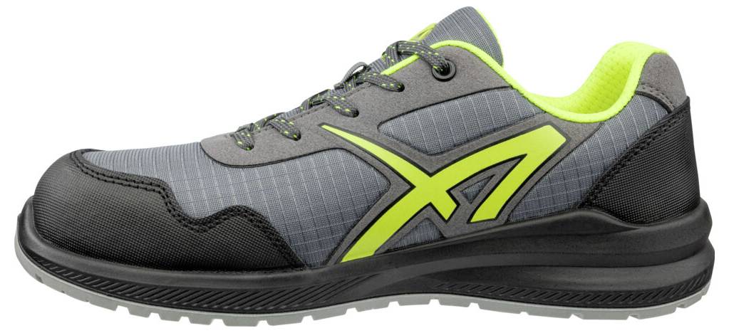 Grauer und schwarzer Sportschuh mit neongrünen Akzenten, in Seitenansicht auf weißem Hintergrund dargestellt.