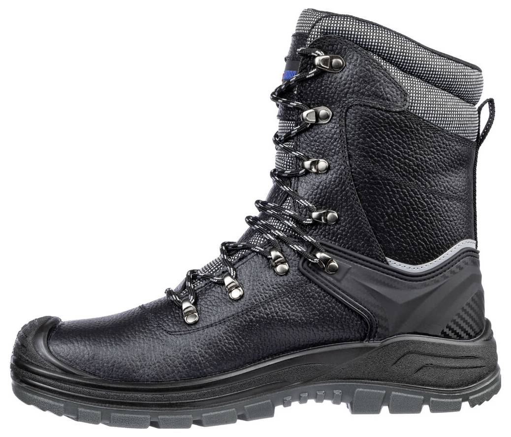 Schwarzer hoher Schnür-Wanderstiefel mit rauer Lauffläche und gepolstertem Schaft, in Seitenansicht auf weißem Hintergrund dargestellt.