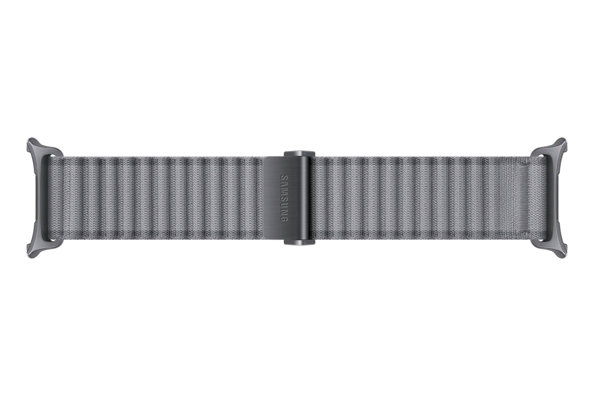 Grau gewebtes Samsung-Uhrenarmband mit schwarzen Anschlüssen auf weißem Hintergrund.