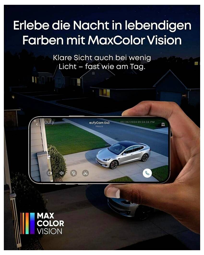 Smartphone zeigt helle Nachtsicherheitskamera-Ansicht einer Einfahrt und silbernem Auto an, bewirbt 