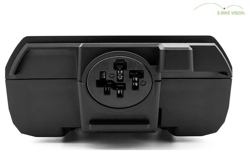 Schwarze E-Bike-Batterie-Halterung/Adapter mit zentralem kreisförmigem Anschluss und mehreren Metallkontaktschlitzen auf weißem Hintergrund, mit der Bezeichnung „E-BIKE VISION