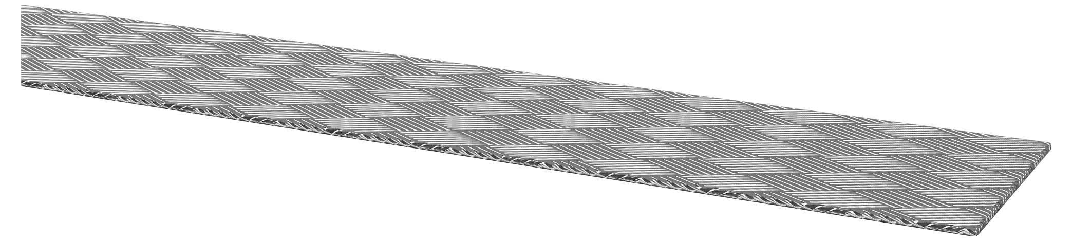 Ein langes, schmales, silbernes Riffelblech-Metallblatt, das diagonal auf weißem Hintergrund dargestellt wird.