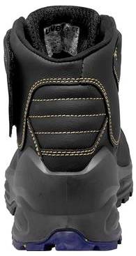 Schwarzer Wanderstiefel von hinten gezeigt, mit gepolstertem Schaftrand, gestepptem Fersenbereich, robuster Sohle und blauen Profildetails an der Unterseite.