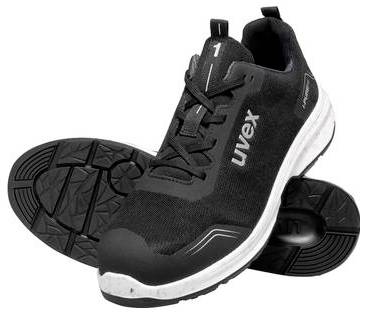 Schwarzer Uvex Sportschuh mit Sicherheitsmerkmalen in Seitenansicht mit zwei Außensohlenansichten, mit weißer Mittelsohle und Schnürsenkeln.