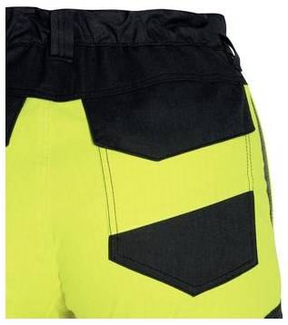 Nahaufnahme von neongelben Arbeitshosen mit schwarzem Bund und schwarzen Taschen, die hochsichtbare Sicherheitskleidung zeigen.