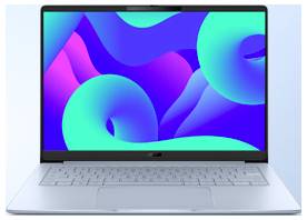 Silberner Laptop auf weißem Hintergrund geöffnet, wobei auf dem Bildschirm ein buntes abstraktes Hintergrundbild in Blau, Violett und Grün angezeigt wird.