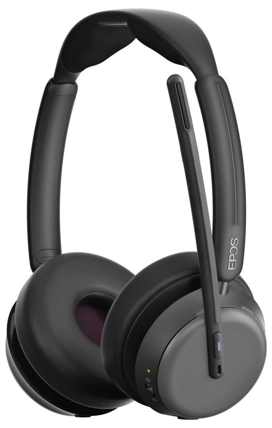 Schwarze Over-Ear-Kopfhörer mit Boom-Mikrofon, Vorderansicht auf weißem Hintergrund.