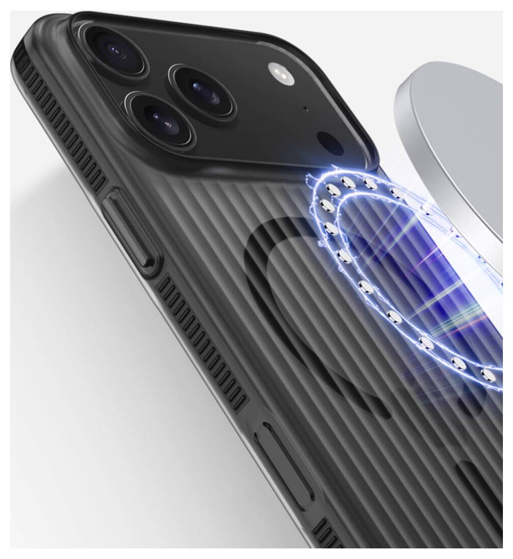Nahaufnahme eines Smartphones mit Dreifachkamera und einem angebrachten ringförmigen magnetischen Zubehör auf der Rückseite.