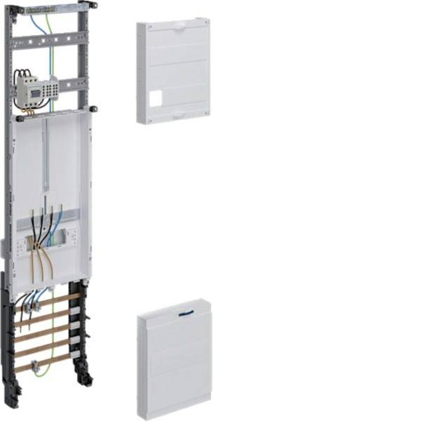 Wandmontierter elektrischer Schaltschrank mit interner Verdrahtung auf der linken Seite und zwei abgelösten weißen Abdeckungspaneelen auf der rechten Seite.