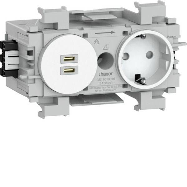 Hager-Wandstrommodul mit zwei USB-Ladeanschlüssen und einer europäischen Steckdose auf einem grauen Befestigungsrahmen.