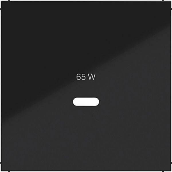 Schwarzes quadratisches Ladegerät mit der Aufschrift „65 W