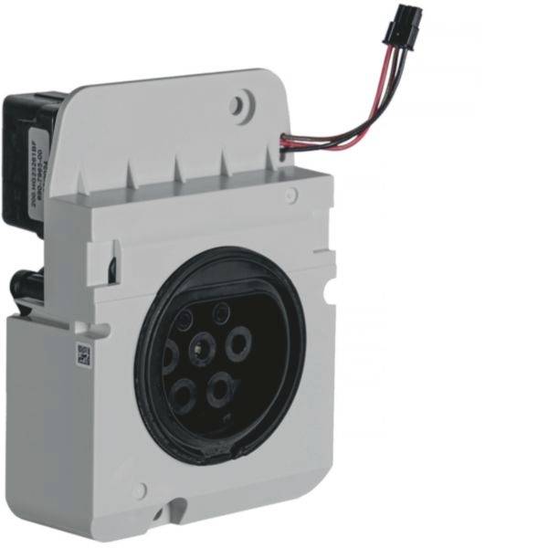 Weißes Modul für Elektrofahrzeug-Ladestecker mit angebrachter Verdrahtung und rundem Anschlussport auf einfachem Hintergrund
