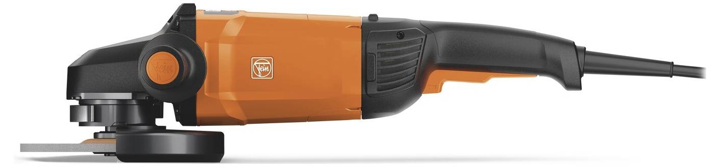 Orange und schwarzer tragbarer Winkelschleifer in Seitenansicht mit angebrachter Scheibe und Stromkabel.