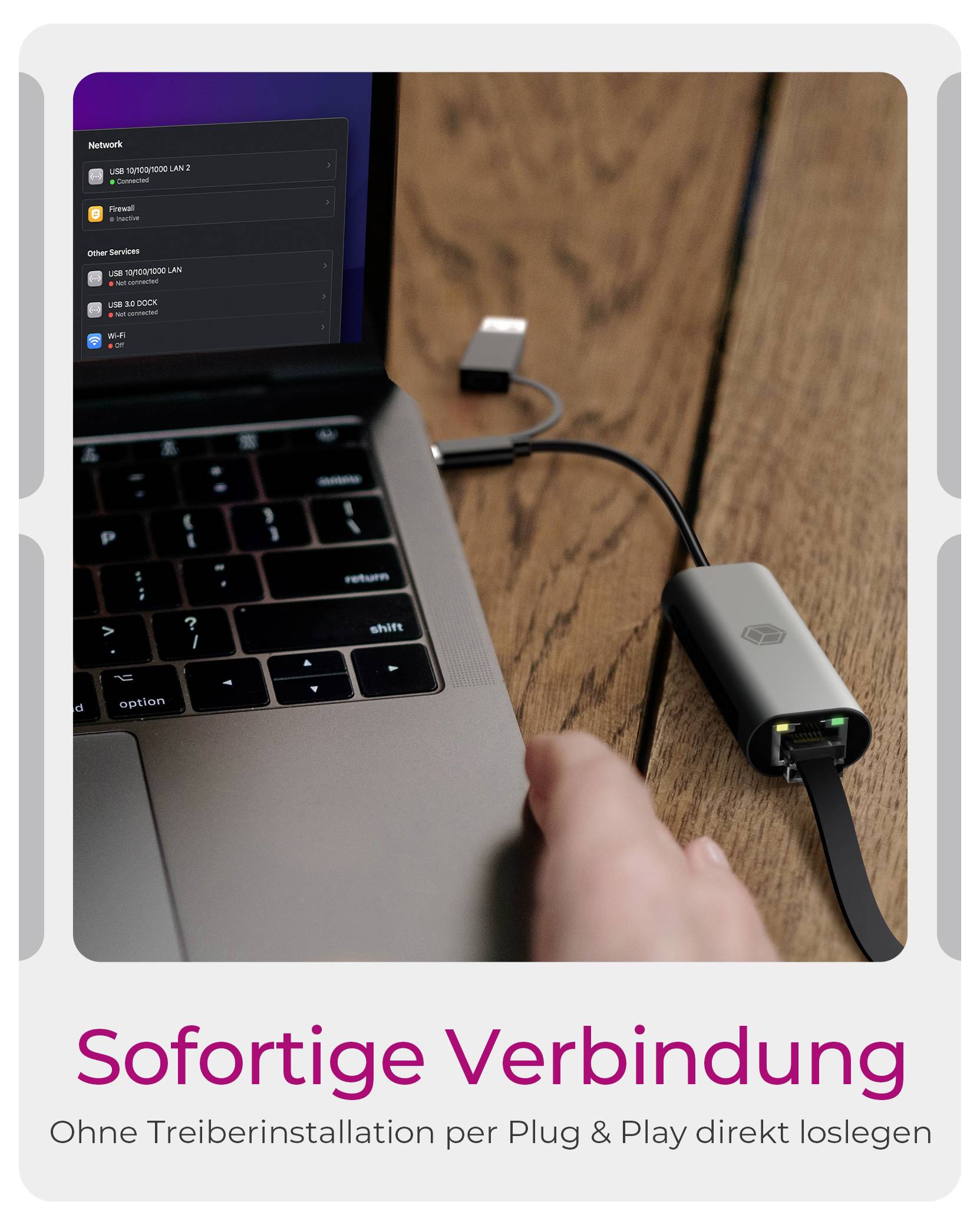 Laptop verbunden mit einem USB-Adapter auf einem Holztisch, mit deutschem Text, der „Sofortige Verbindung