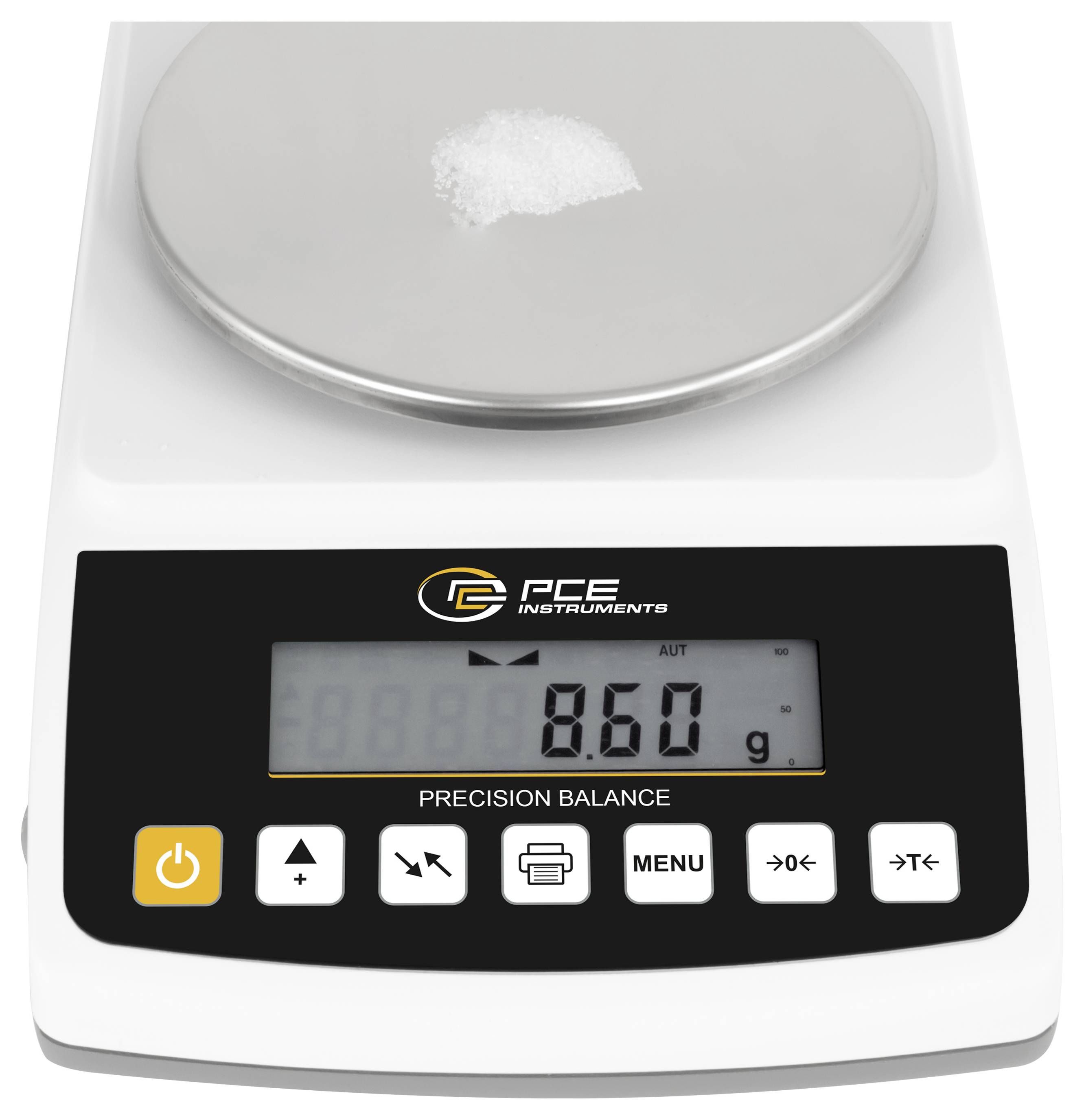 Eine digitale Präzisionswaage zeigt 8,60 g an, mit einem kleinen Häufchen weißem Pulver auf der Wägeplattform.