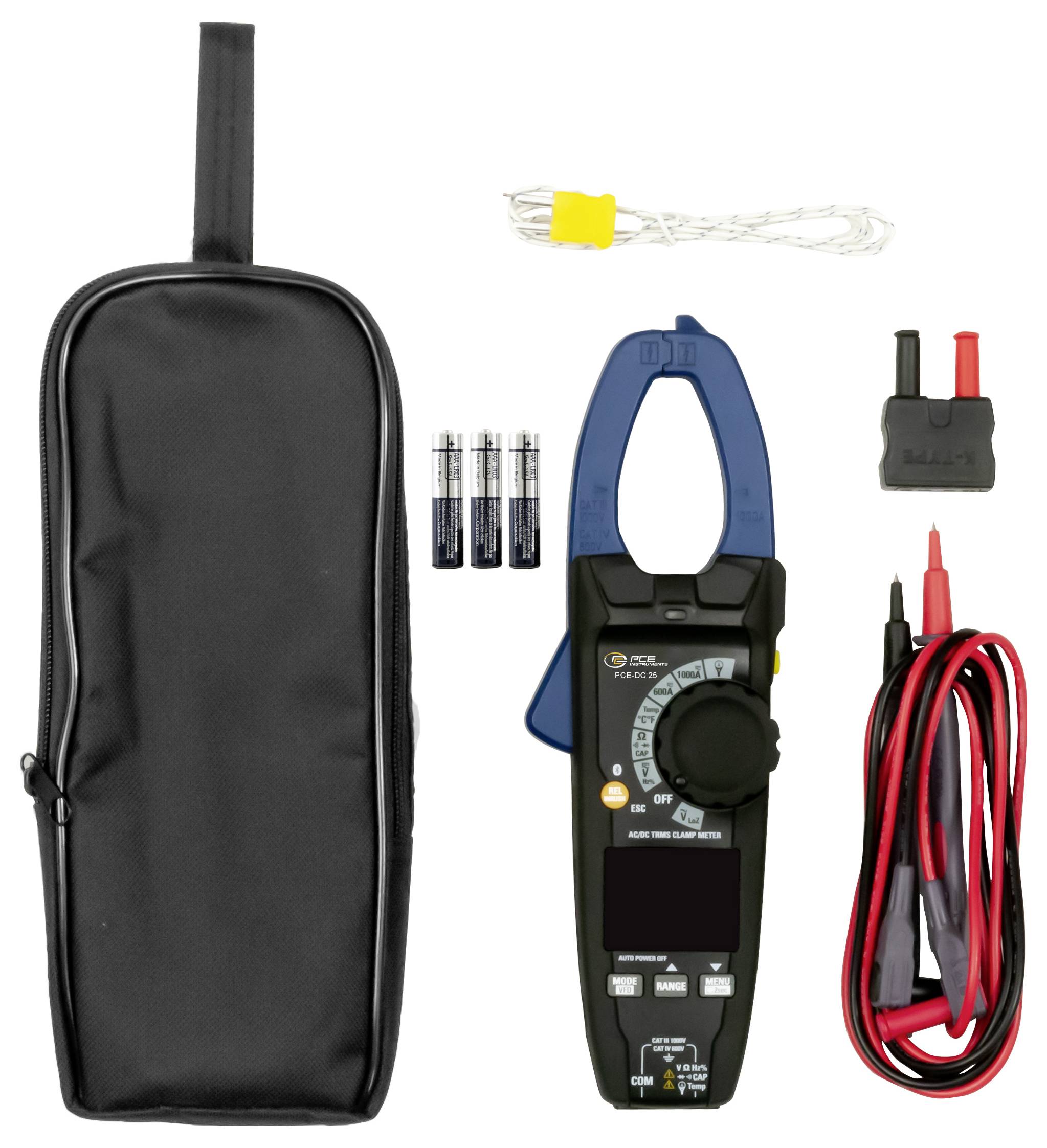 Ein tragbares Zangenmultimeter-Set mit Tragekoffer, Messleitungen, Akkupack und Zubehör, angeordnet auf weißem Hintergrund.