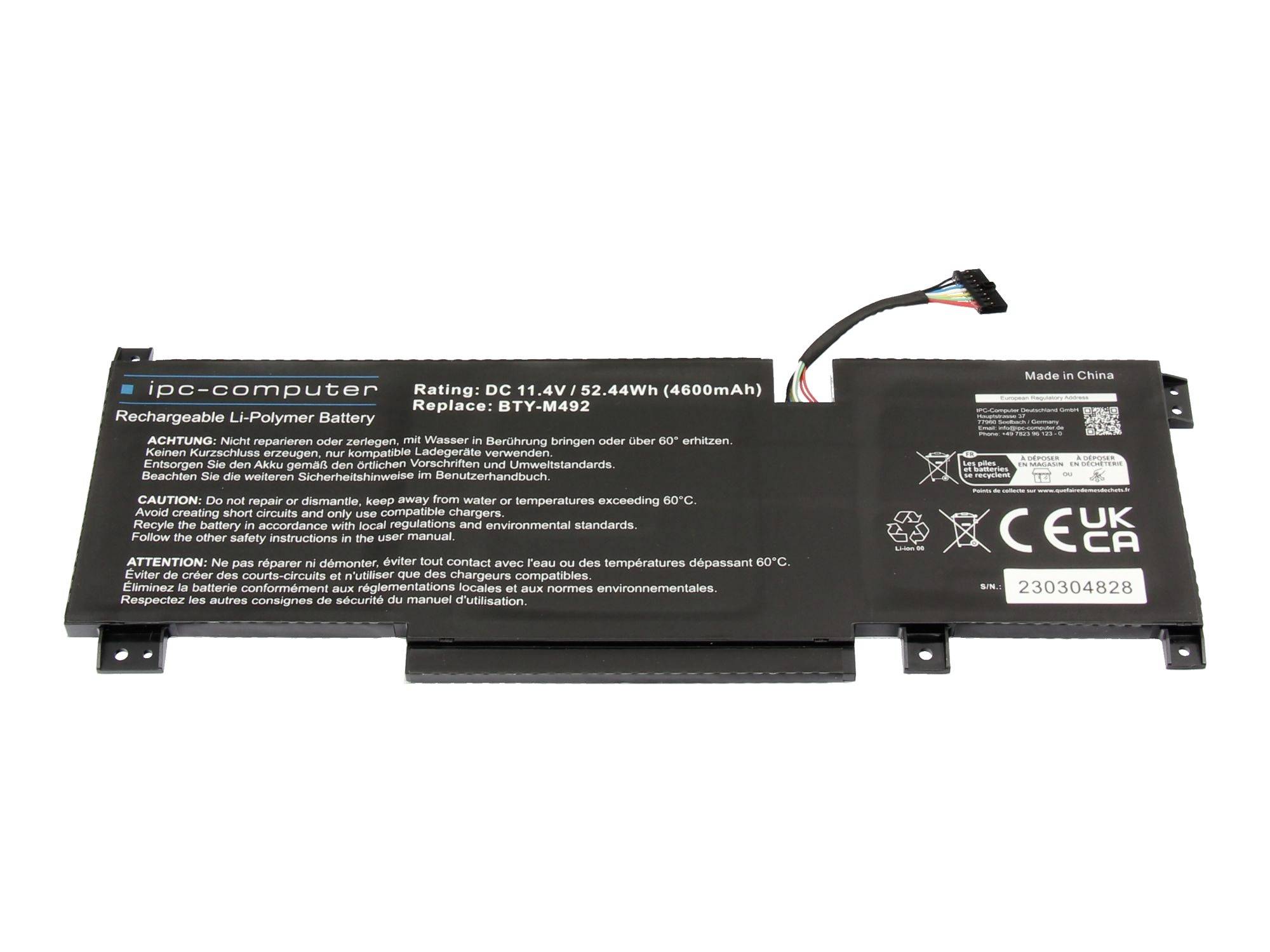 Schwarze rechteckige IPC-Computer wiederaufladbare Li-Polymer-Laptop-Akkupack mit angeschlossenem Anschlusskabell und Etikett mit Angabe DC 11,4V, 52,44Wh, Ersatz für BTY-M492.