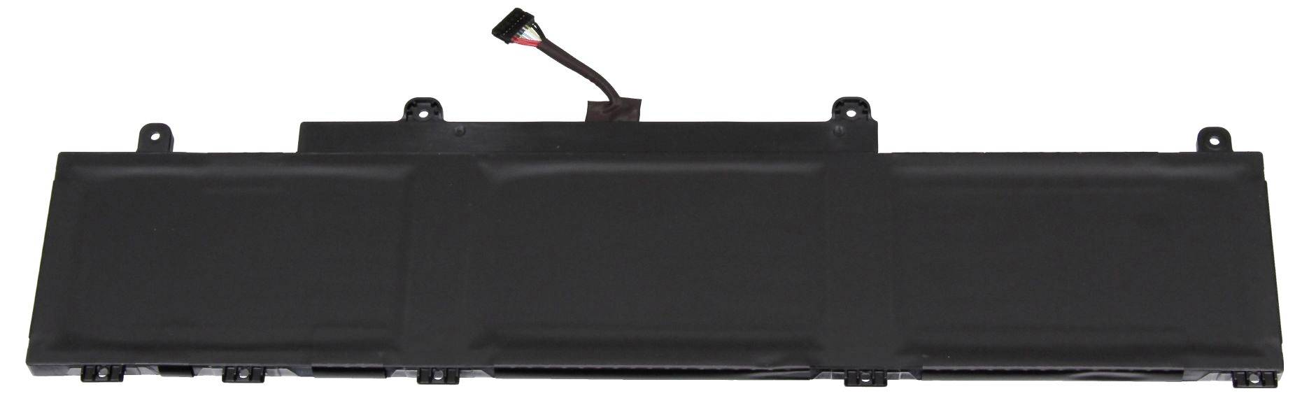 Schwarze rechteckige Kfz-Armaturenbrett- oder Instrumententafel-Blende mit Befestigungslaschen und einem kleinen Steckverbinder oben, auf weißem Hintergrund dargestellt.