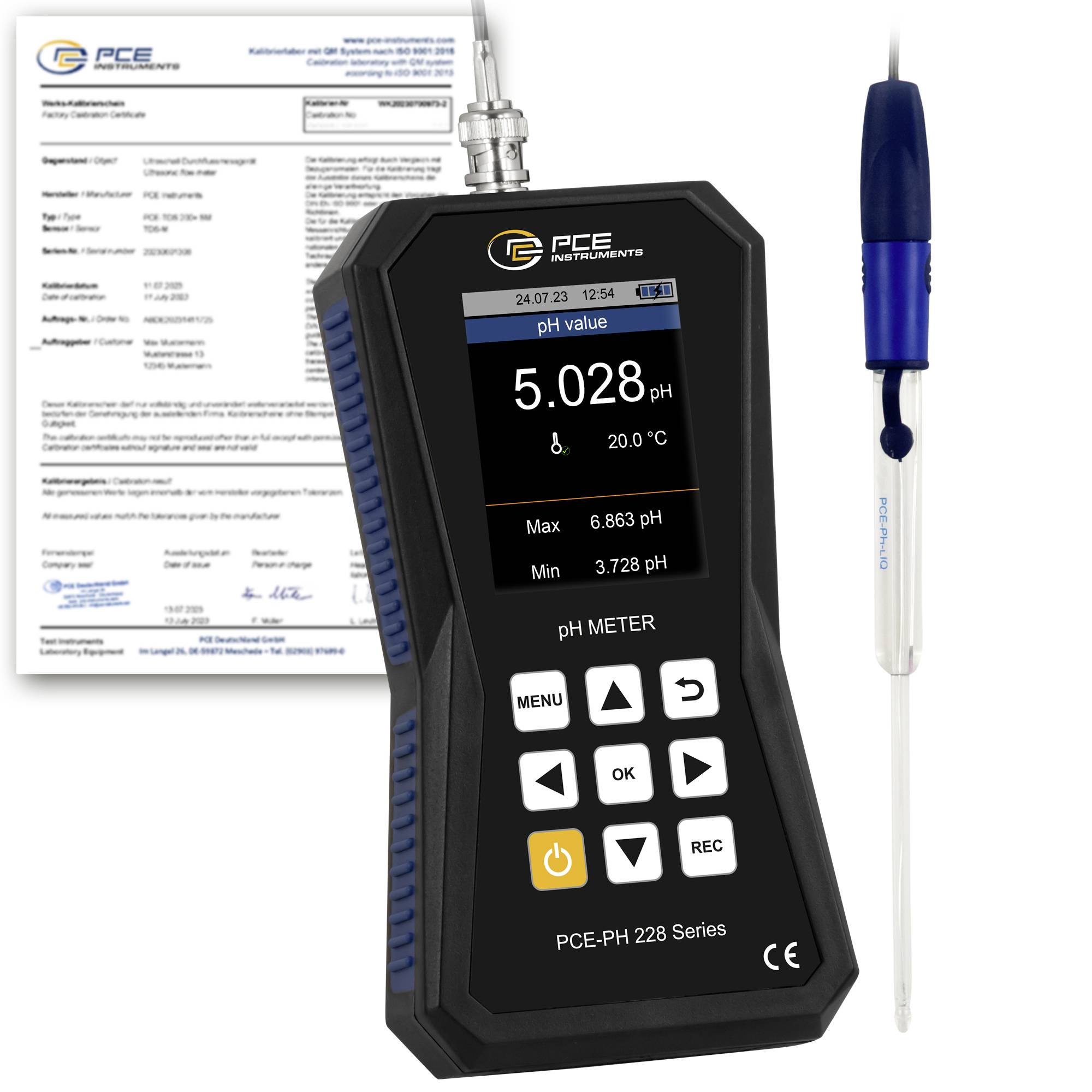 PCE tragbares pH-Messgerät zeigt 5,028 pH und 20,0°C an, mit Sonde und Kalibrierungszertifikat daneben.