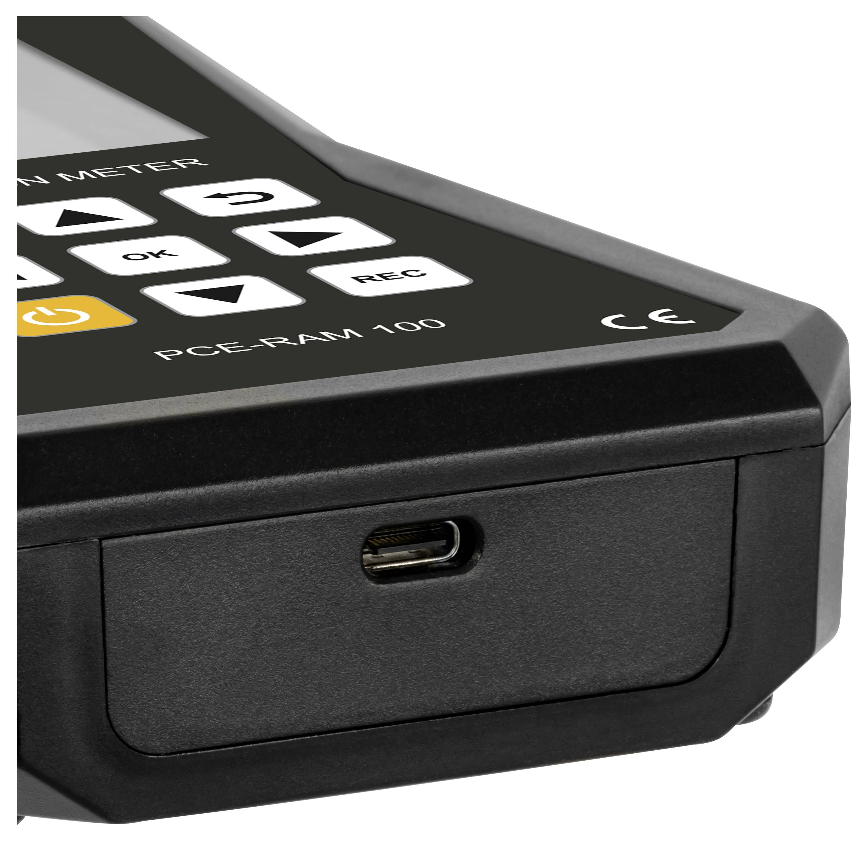 Nahaufnahme eines schwarzen Messgeräts mit einem USB-C-Ladeanschluss auf der Vorderseite und einem Teil seiner Tastaturdisplay.