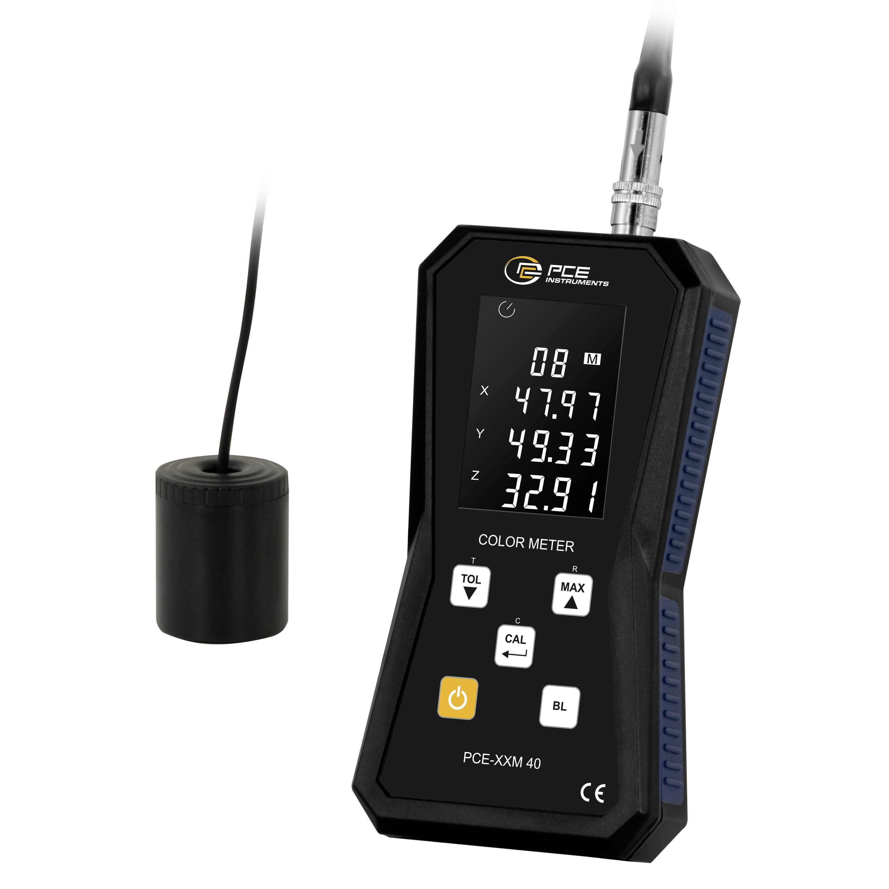 Tragbares PCE-Farbmessgerät mit Sonde und Display, das Messwerte anzeigt X 47,97, Y 49,33, Z 32,91, neben einem schwarzen Sensorzylinder.