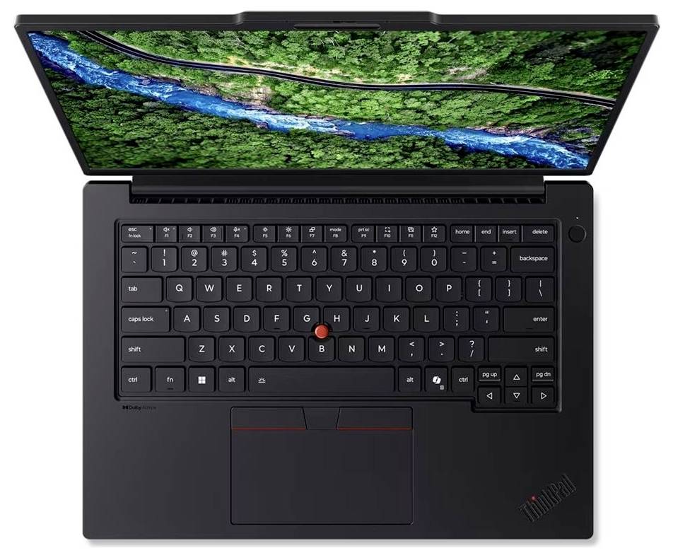 ThinkPad Laptop in Schwarz von oben gezeigt, mit Bildschirm, der einen Fluss durch grünen Wald anzeigt, und Tastatur mit rotem TrackPoint und Touchpad.