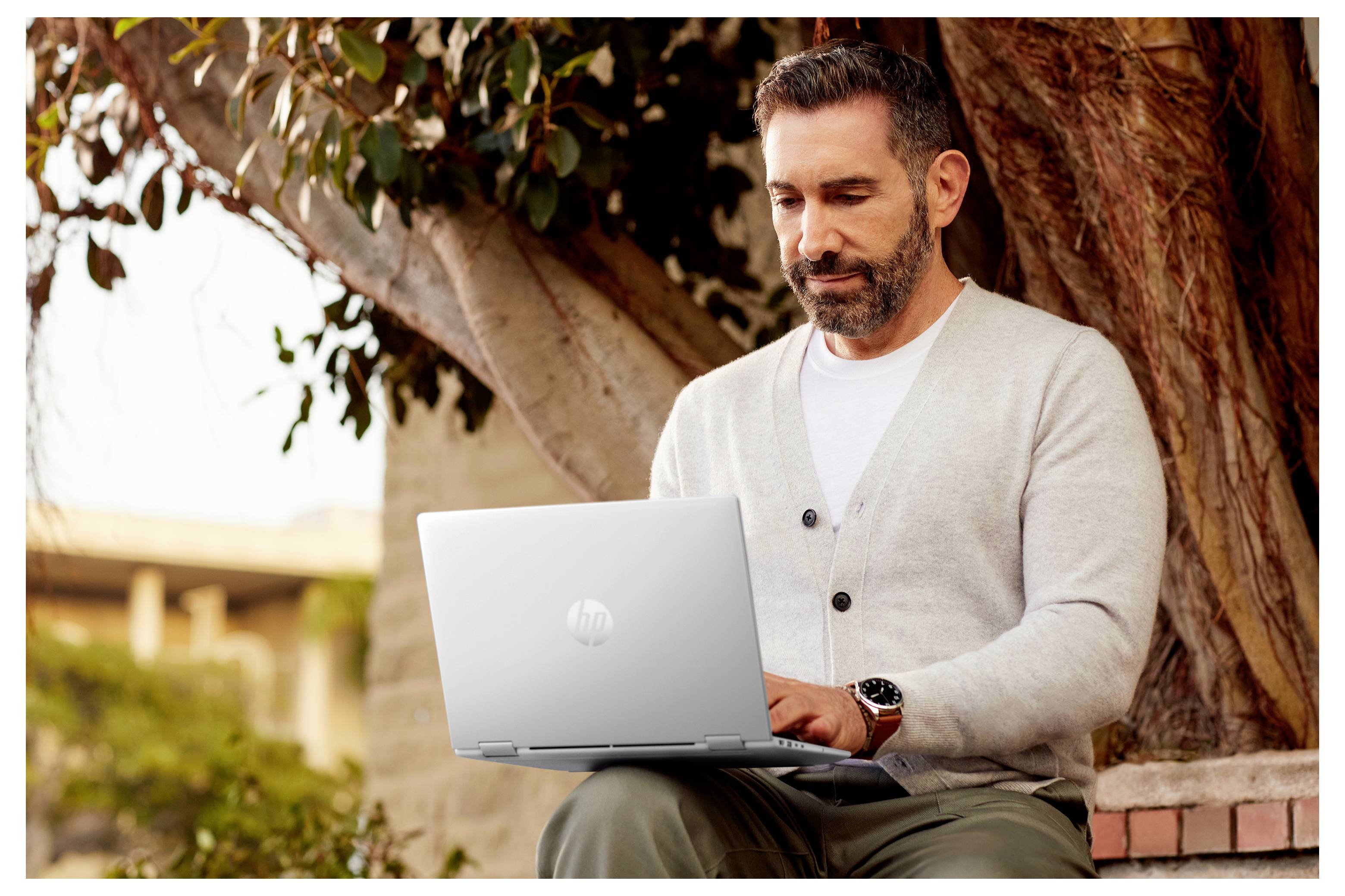 HP Notebook 33.8cm (13.3 Zoll) WUXGA 16GB RAM 512GB SSD Deutsch, QWERTZ Intel Intel-Grafik Silber E4MW6ET
