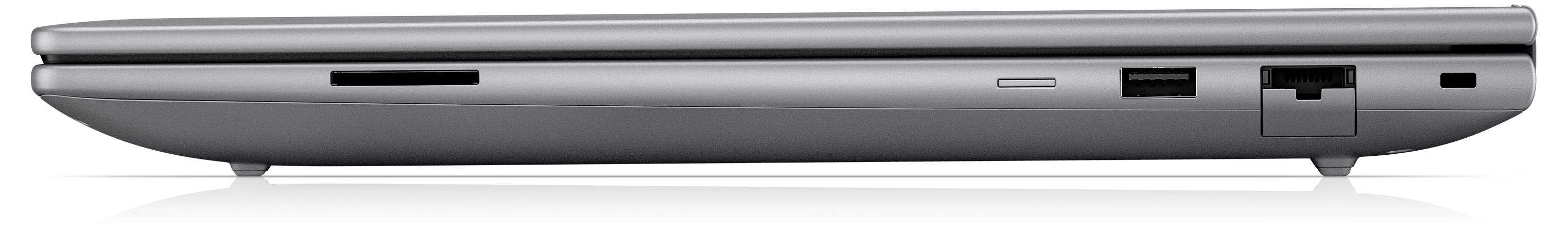 Seitenansicht eines geschlossenen silbernen Laptops, die sein dünnes Profil mit Anschlüssen auf der rechten Seite zeigt.