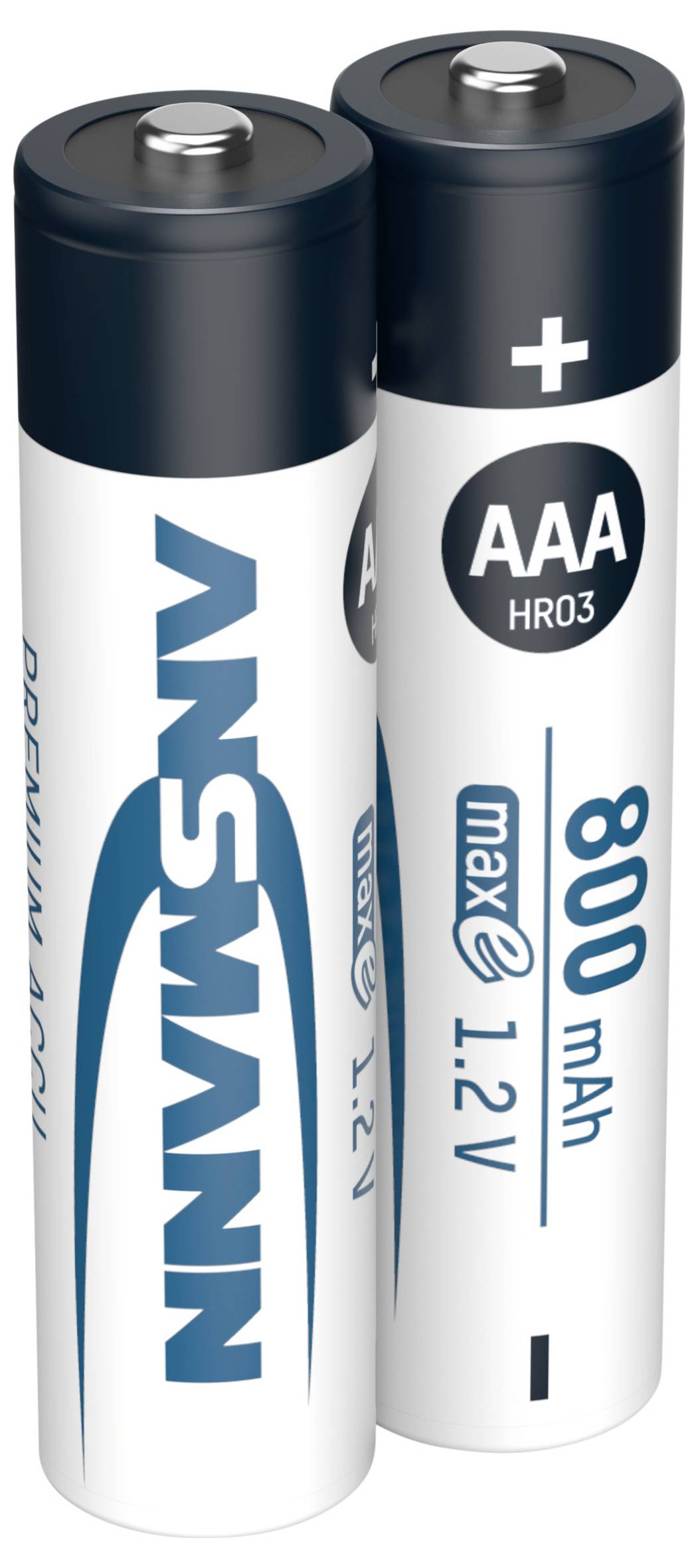 Zwei AAA-Batterien, eine mit positivem Pol, beschriftet mit „maxe