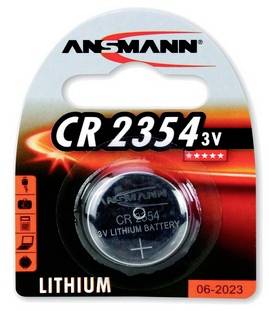 Packung einer Ansmann CR2354 3V Lithium-Knopfzelle in Einzelhandels-Blisterverpackung mit Verfallsdatum 06-2023.