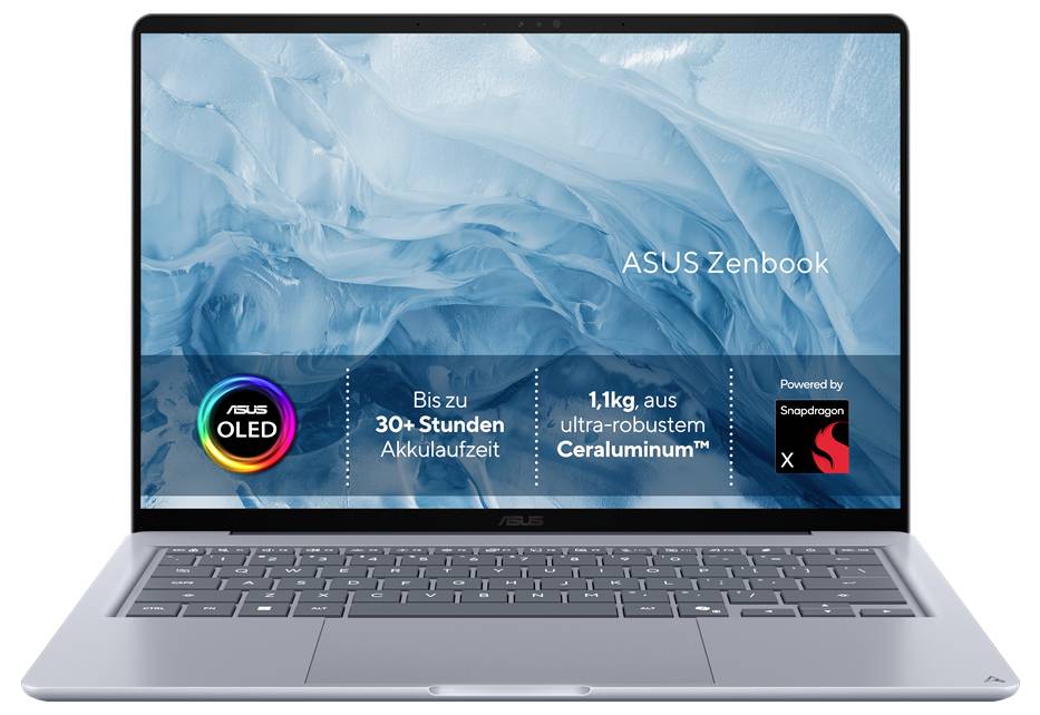 ASUS Zenbook Laptop auf blauem abstraktem Hintergrund, mit Hervorhebung des OLED-Displays, 30+ Stunden Akkulaufzeit, 1,1 kg Gewicht und robustem Ceraluminum-Design.