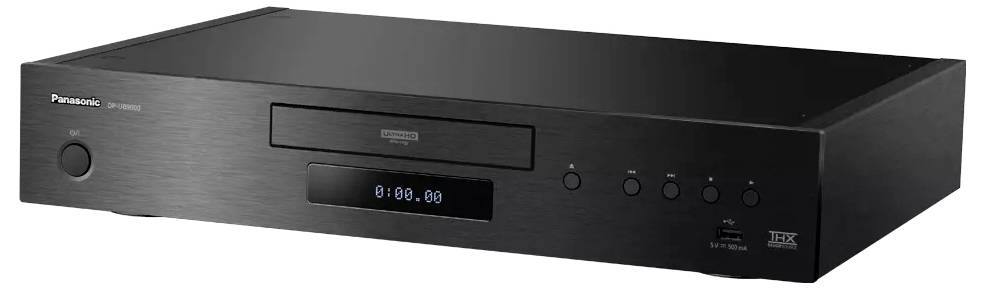 Schwarze Panasonic-Audiokomponente mit Disc-Fach, digitaler Zeitanzeige, Power-Taste und Frontbedienelemente auf einfachem Hintergrund.