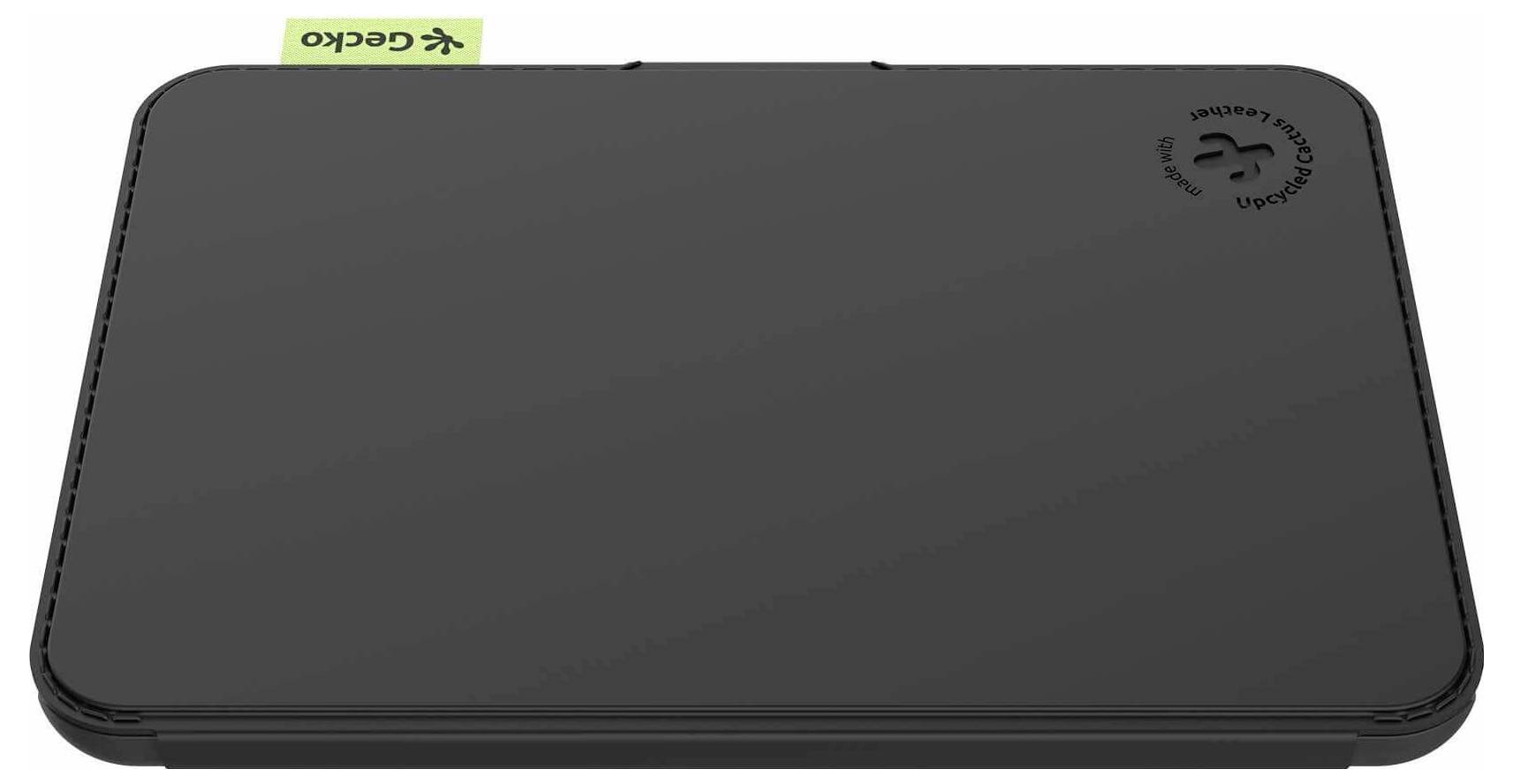 Geschlossener schwarzer Laptop mit einem kleinen grünen „cecko