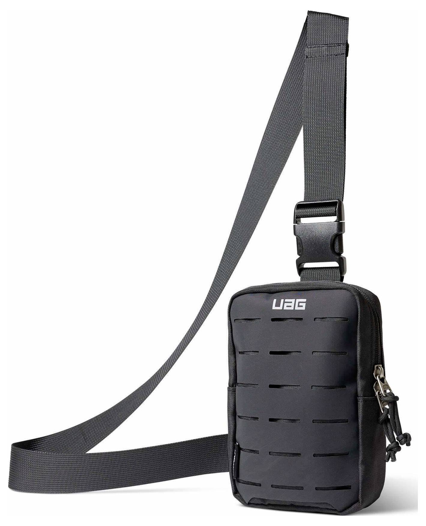 Schwarze UAG Crossbody-Umhängetasche mit verstellbarem Schultergurt und frontalem MOLLE-Netzgewebe-Panel auf weißem Hintergrund.