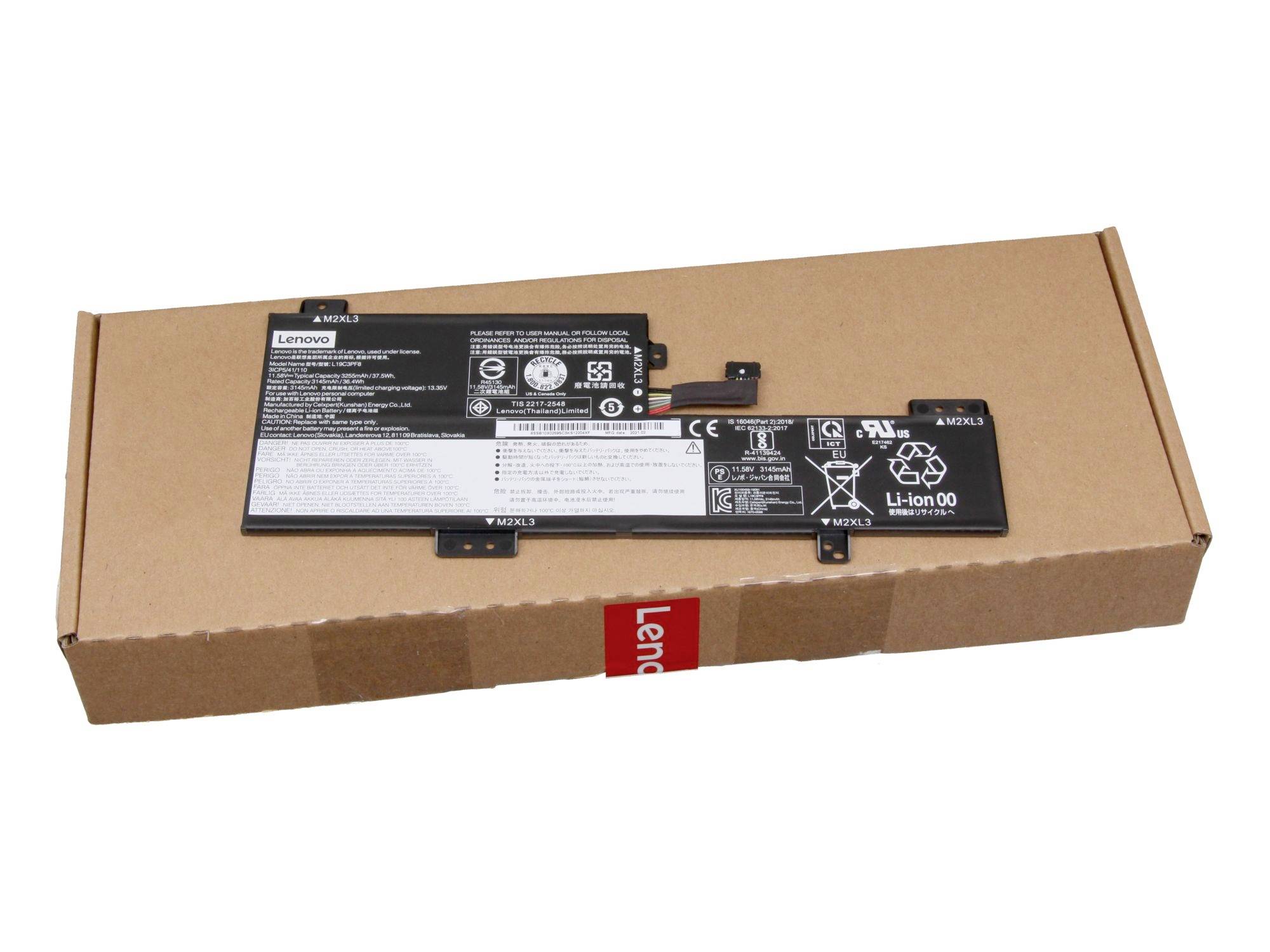 Lenovo Laptop-Akku auf einem Kartonversandkarton, der die Produktverpackung des Ersatzakkus zeigt.