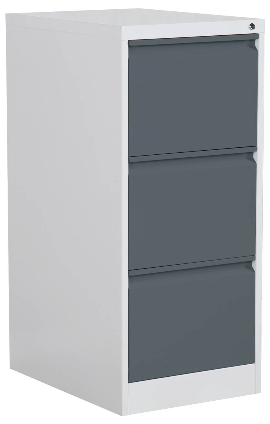 Grauer dreiteiliger Metallaktenschrank aus schräger Perspektive vor weißem Hintergrund.