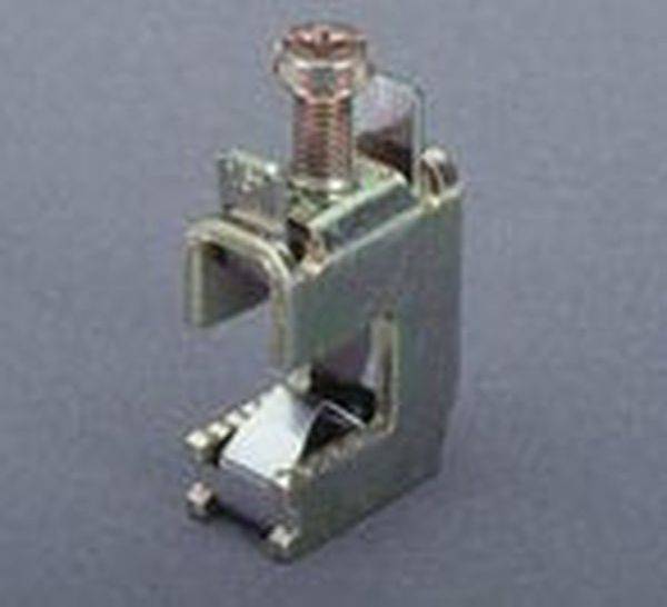 Metallklemmhalter mit gewindebolzen, dargestellt vor einfachem grauem hintergrund.
