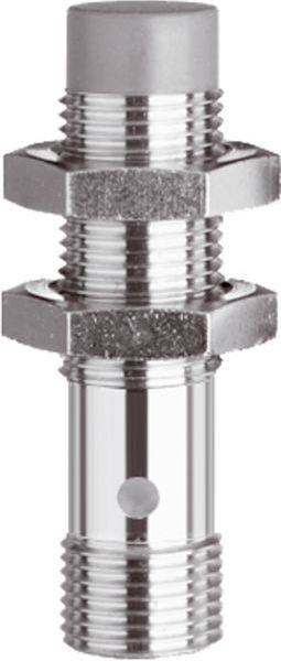 Nahaufnahme einer verchromten Metallgewindesensoranschlussarmatur mit zwei Sechskantmuttern, aufrecht auf weißem Hintergrund dargestellt.