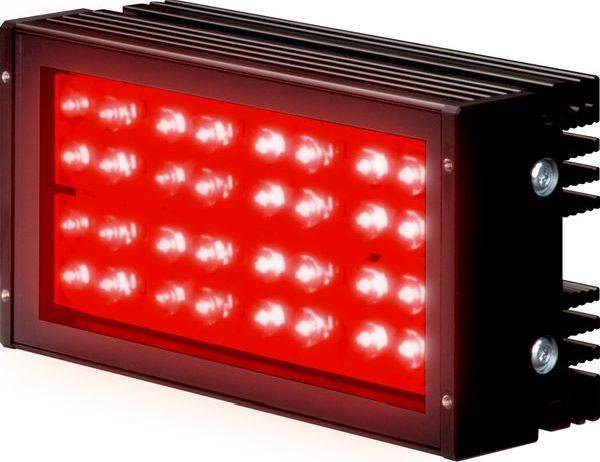 Rotes rechteckiges LED-Warnlichtpaneel mit mehreren leuchtenden LEDs in einem schwarzen Metallgehäuse, auf weißem Hintergrund dargestellt.