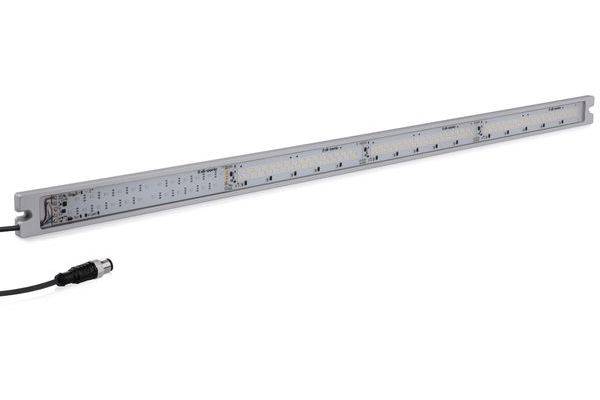 Lange rechteckige LED-Leuchtenleiste mit Stromkabel und Stecker auf weißem Hintergrund.