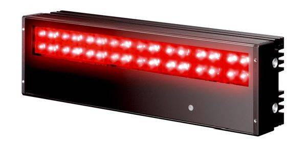 Rechteckige schwarze LED-Leuchtenleiste mit hell leuchtenden roten LEDs, dargestellt auf einem weißen Hintergrund.
