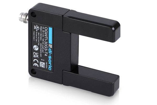 Schwarzer U-förmiger photoelektrischer Sensor mit Gewinde-Metallstecker und beschrifteter Seitenpaneel auf weißem Hintergrund.