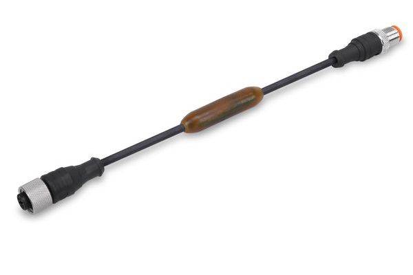 Schwarzes Kabel mit zylindrischen Steckern an beiden Enden und einem braunen griffigen Mittelteil, dargestellt auf weißem Hintergrund.