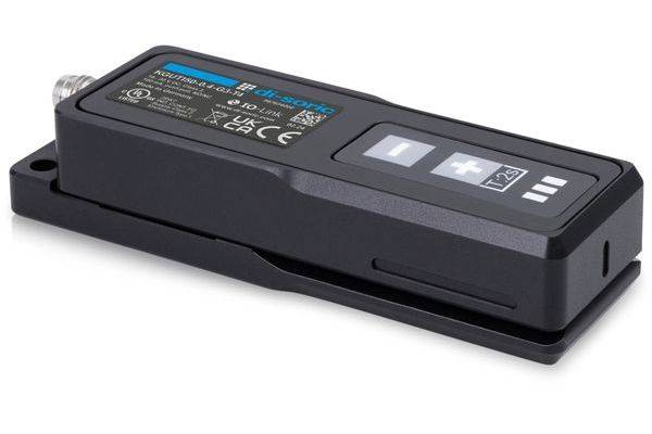 Schwarzes tragbares elektronisches Gerät mit kleinem Display und Steuertasten, auf weißem Hintergrund gezeigt.