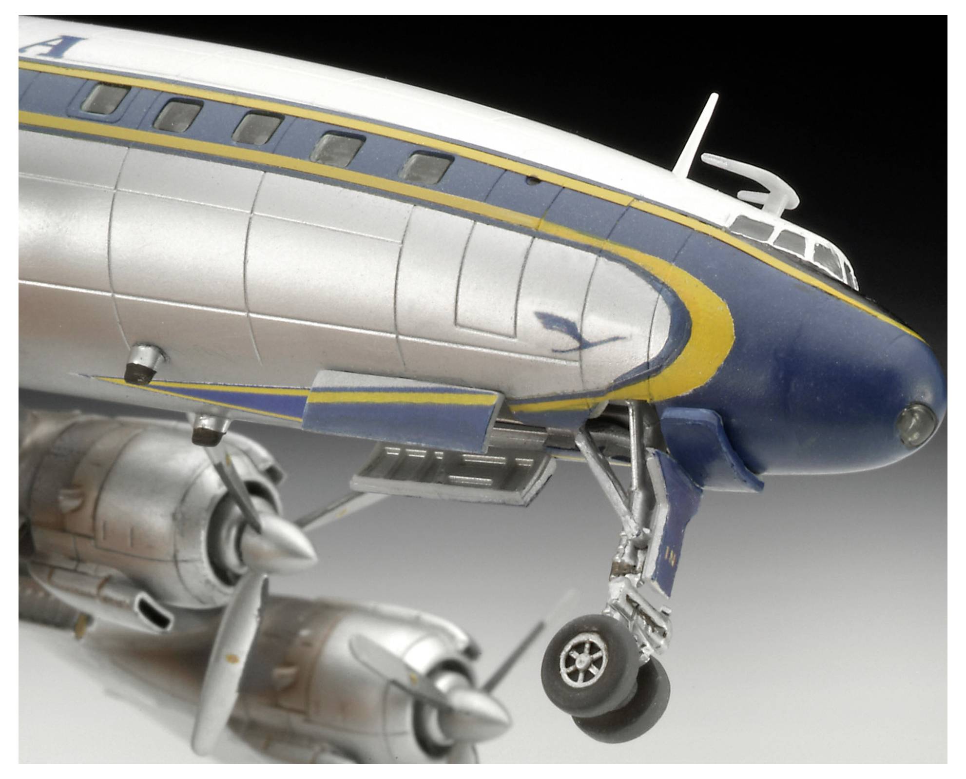 Revell 03745 Lockheed L-1049G Super Constellation Flugmodell Bausatz 1:144