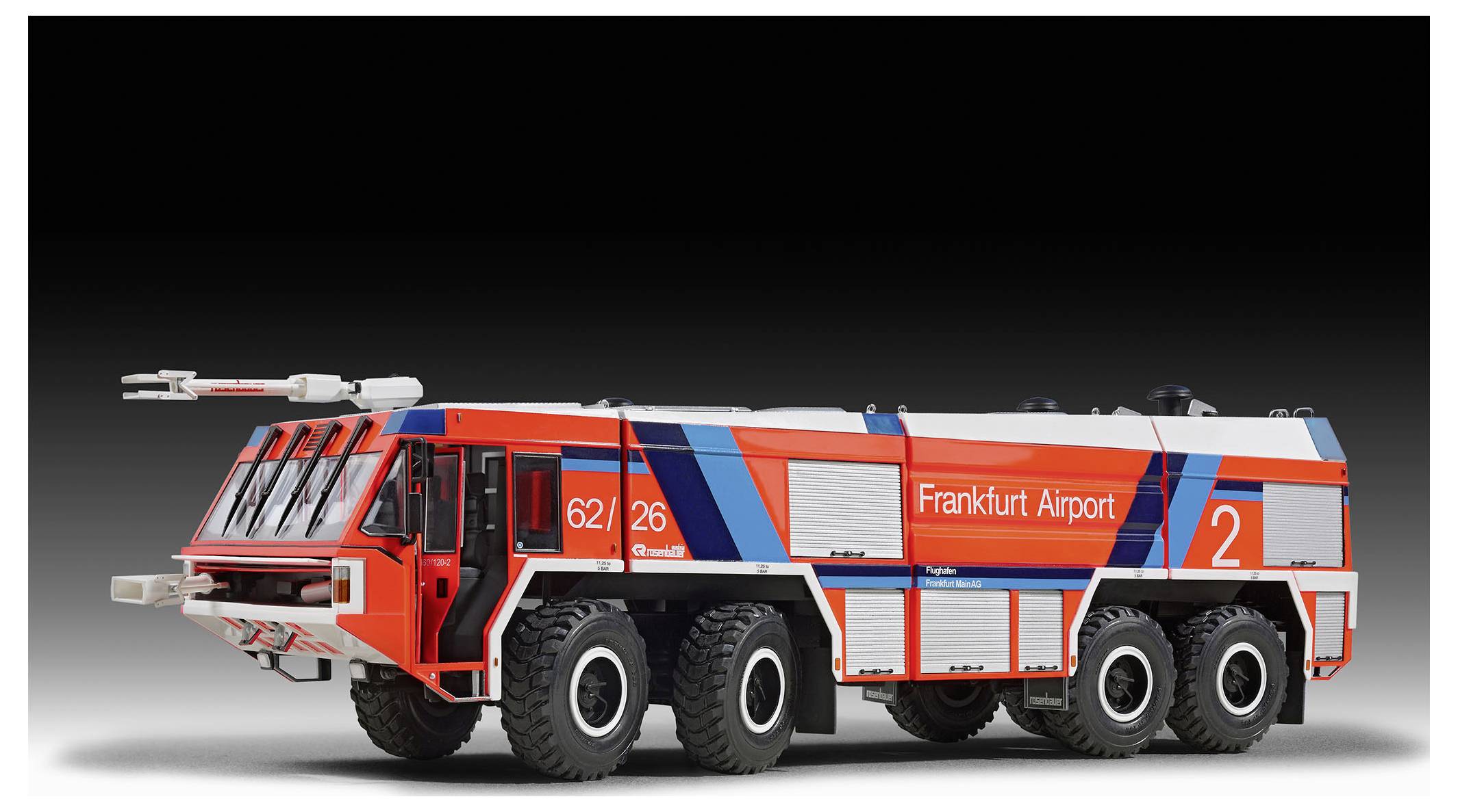 Revell 07747 GFLF Simba 8x8 Feuerwehrauto Bausatz 1:24